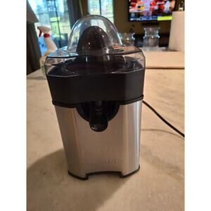 CUISINART ELECTRIC JUICER
